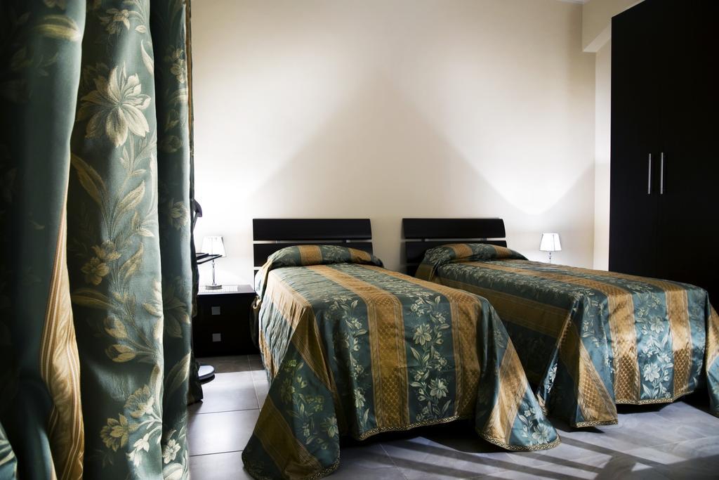 B&B Lepanto Messina Værelse billede